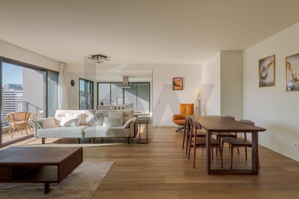 Appartement de 3 chambres à vendre à Algés - Lisbonne - Portugal