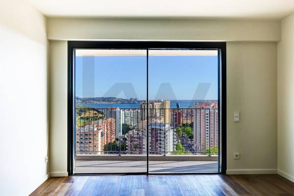 Appartement de 3 chambres à vendre à Algés - Lisbonne - Portugal