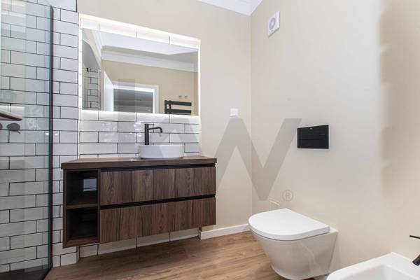 Apartamento T3 à Venda em Carcavelos - Lisboa - Portugal