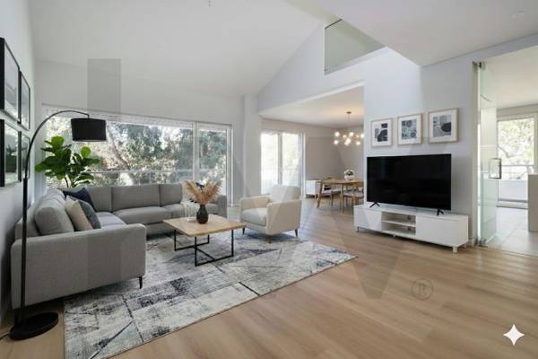 Apartamento T3 à Venda em Carcavelos - Lisboa - Portugal