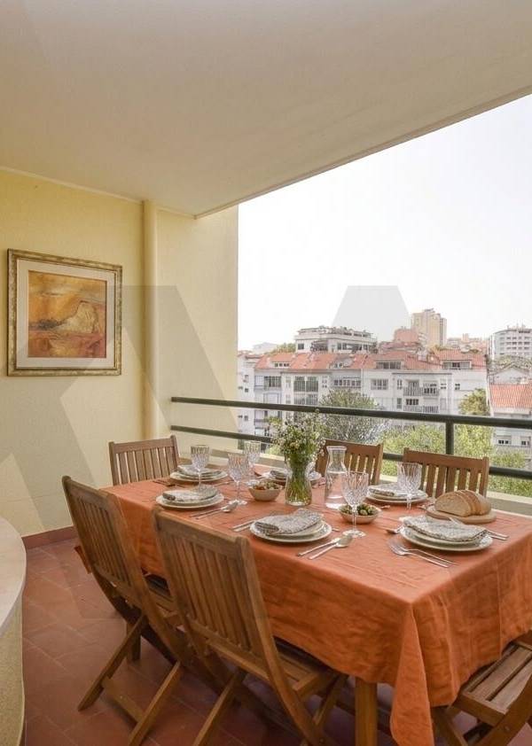 Apartamento T3 à Venda em Cascais - Lisboa - Portugal