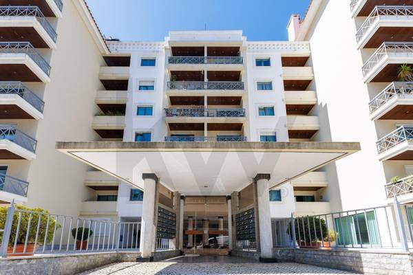 Apartamento T3 à Venda em Estoril - Lisboa - Portugal