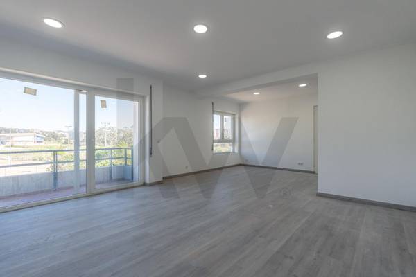 Apartamento de 3 Dormitorios en Venta en Figueira da Foz, Portugal