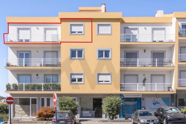 Apartamento T3 à Venda em Lourinhã - Lisboa - Portugal