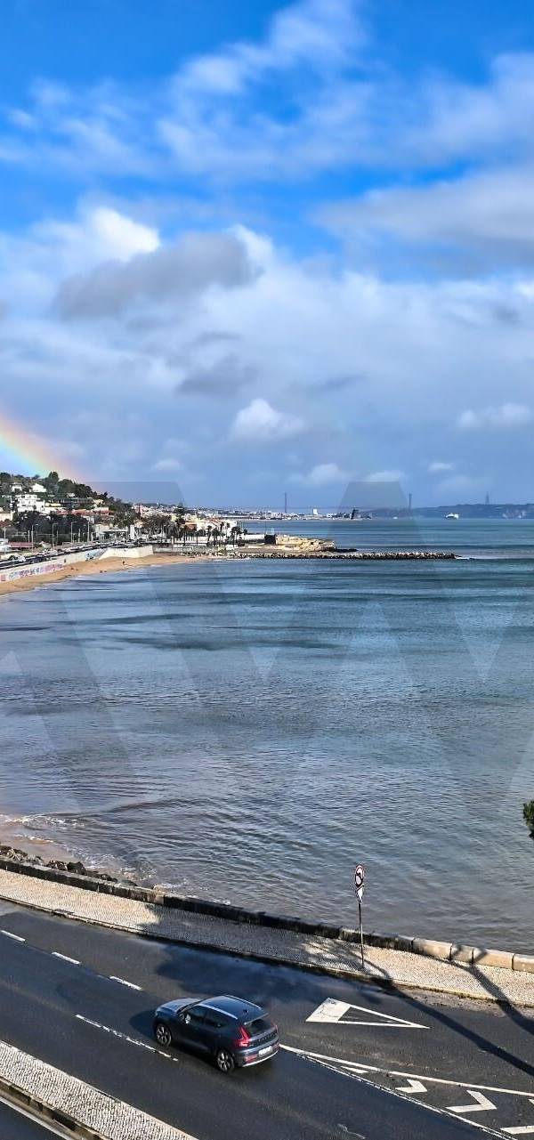 Apartamento T3 à Venda em Oeiras - Lisboa - Portugal