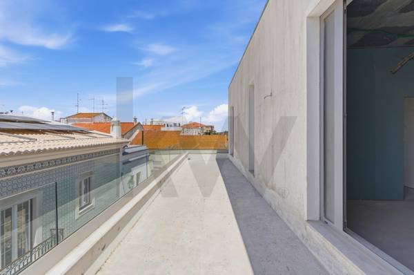 Apartamento T3 na Planta à Venda em Portimão - Algarve - Portugal