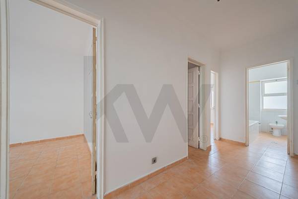 Appartement T3 à Vendre à Seixal, Portugal