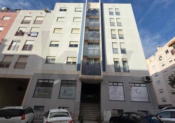 Apartamento T3 à Venda em Setúbal - Portugal