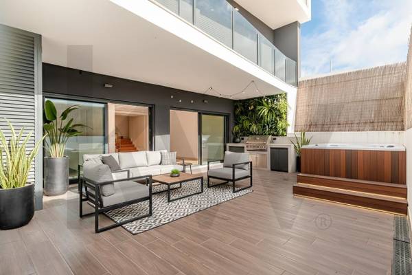 Apartamento T3 à Venda em Setúbal - Portugal