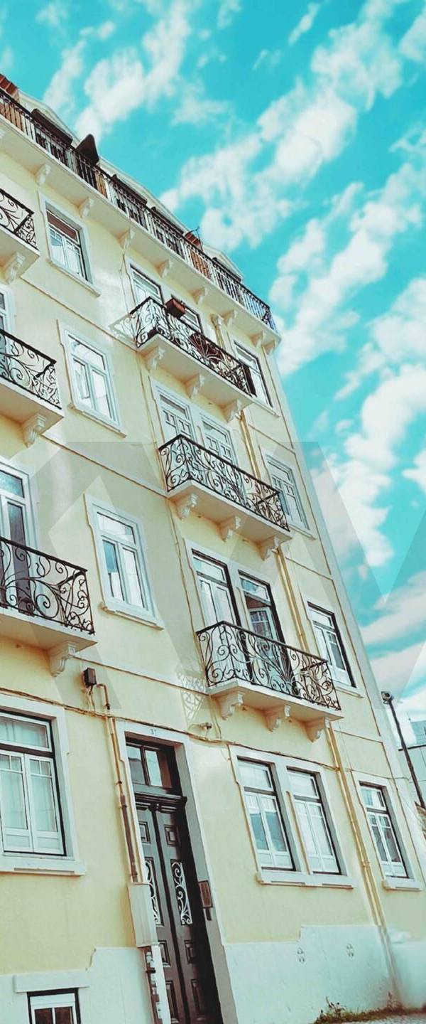 Apartamento de 4 Dormitorios en Venta en Lisboa - Portugal