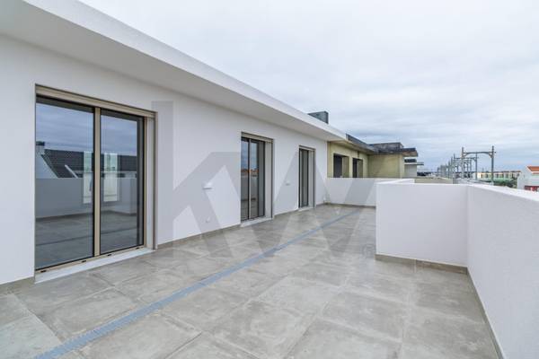 Apartamento T4 à Venda em Montijo - Setúbal - Portugal