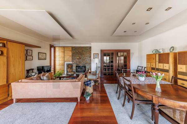 Appartement T4 à Vendre à Porto, Portugal