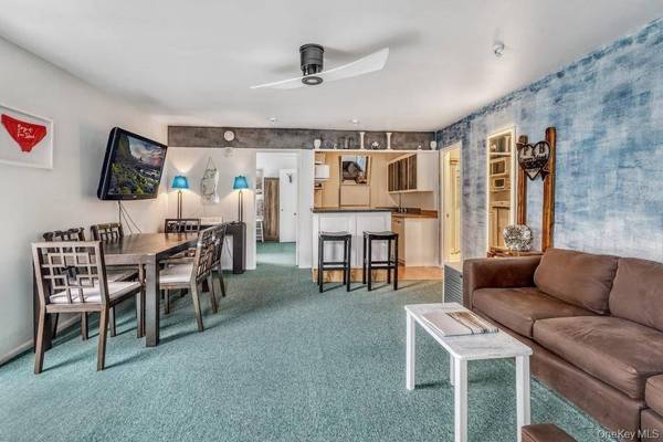 Casa com 1 Quartos à Venda em Fire Island Pines - Nova Iorque - EUA