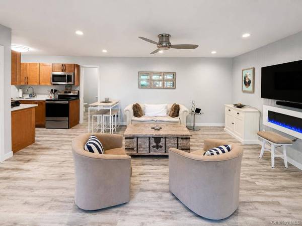 Casa com 1 Quartos à Venda em Fire Island Pines - Nova Iorque - EUA