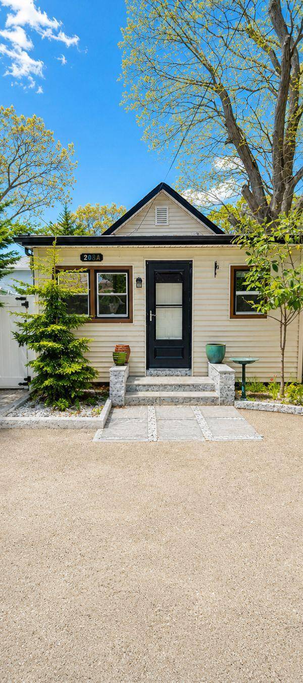 Casa de 1 Dormitorio en Venta en Merrick - Nueva York - EE. UU.