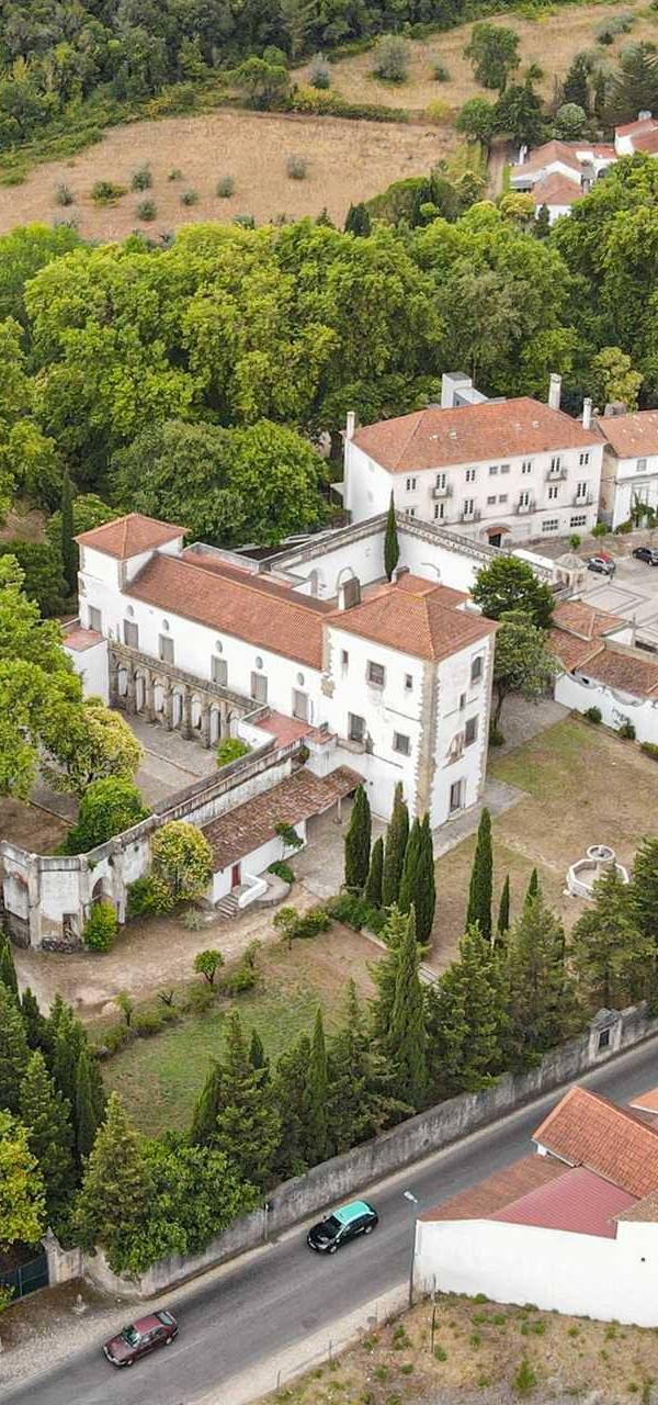 Casa com 10 Quartos à Venda em Belas, Lisboa, Portugal