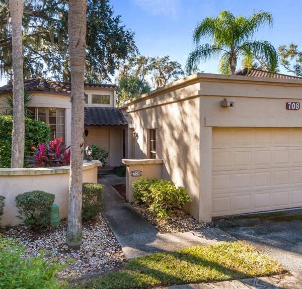 Casa de 2 Dormitorios Frente al Mar en Venta en Howey In The Hills - Florida - EE. UU.