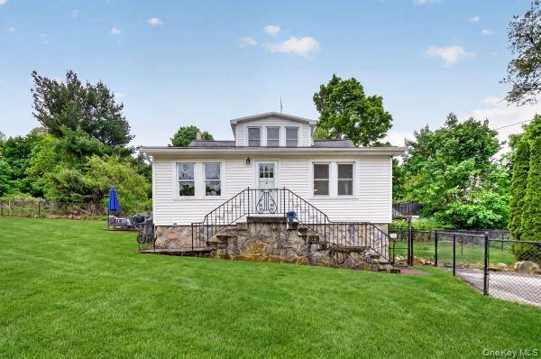 Casa de 2 Dormitorios en Venta en Brewster - Nueva York - EE. UU.