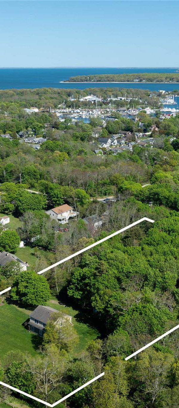 Casa com 2 Quartos à Venda em Greenport - Nova Iorque - EUA