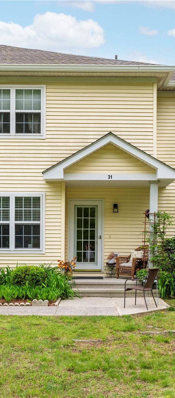 Casa de 2 Dormitorios en Venta en Lagrangeville - Nueva York - EE. UU.