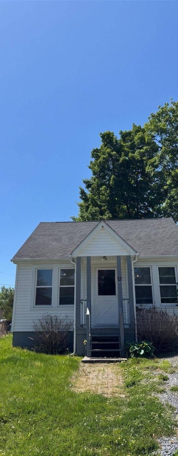 Casa de 2 Dormitorios en Venta en Lake Peekskill - Nueva York - EE. UU.