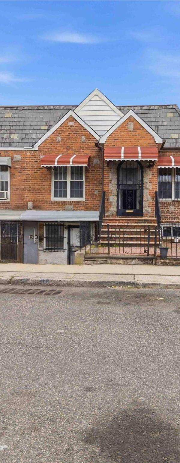 Maison 2 chambres à vendre à Ozone Park - New York - USA
