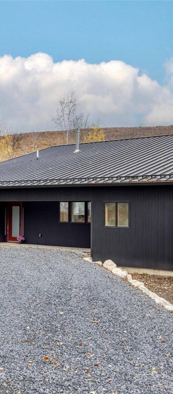 Casa de 2 Dormitorios en Venta en Wallkill - Nueva York - EE. UU.