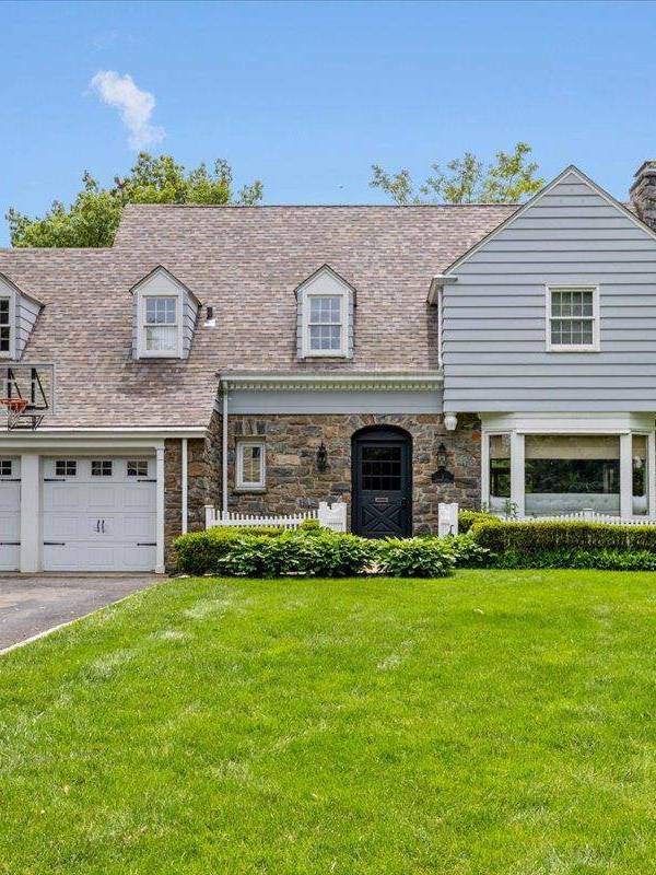 Casa com 3 Quartos à Beira-Mar à Venda em Port Chester - Nova Iorque - EUA