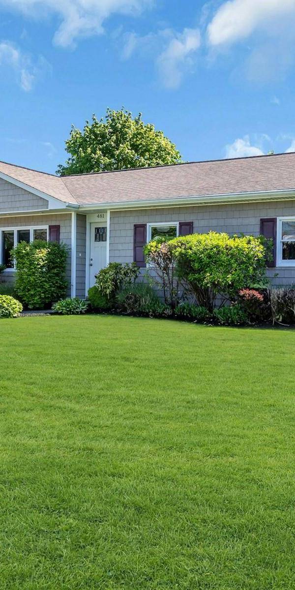 Casa de 3 Dormitorios en Venta en Bayport - Nueva York - EE. UU.
