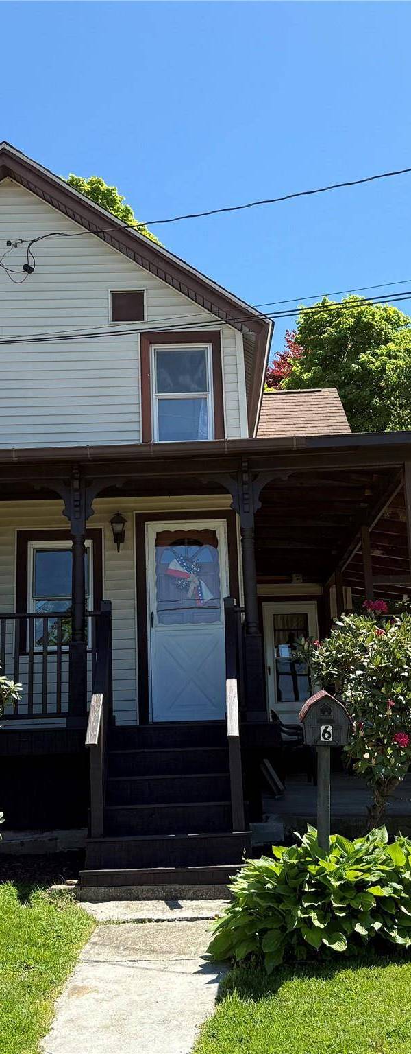Casa de 3 Dormitorios en Venta en Beacon - Nueva York - EE. UU.