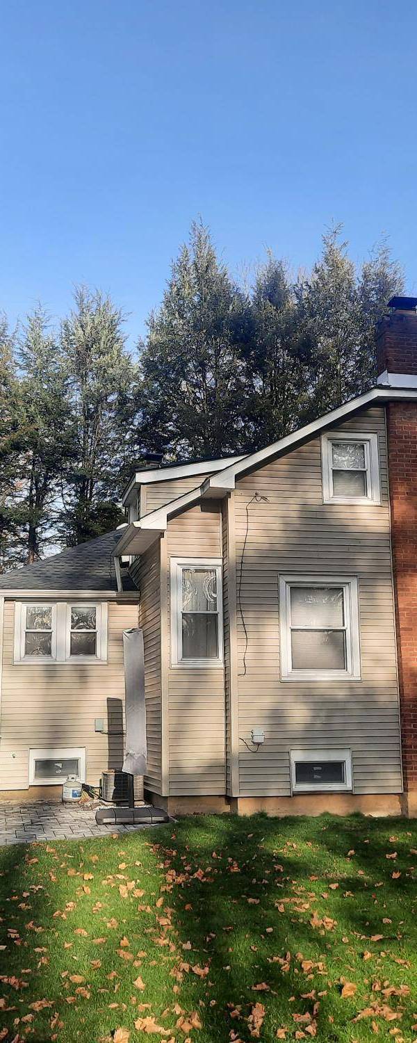3 Bedroom Home for Sale in Central Valley - New York - USA