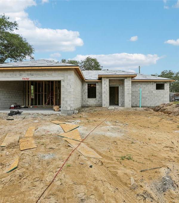 Casa de 3 Dormitorios en Venta en Dundee - Florida - EE. UU.
