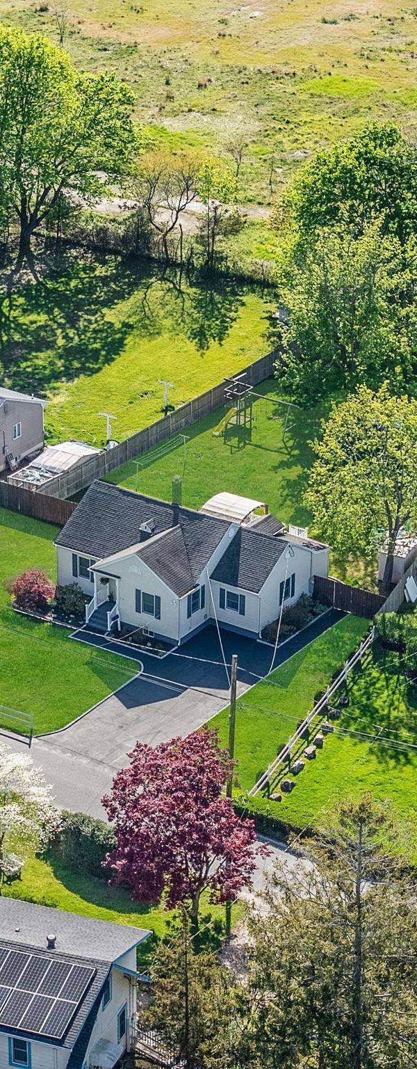 Casa de 3 Dormitorios en Venta en East Patchogue - Nueva York - EE. UU.