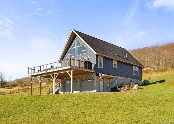 Casa de 3 Dormitorios en Venta en Fleischmanns - Nueva York - EE. UU.