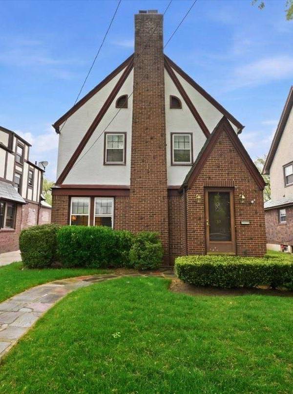 Casa com 3 Quartos à Venda em Floral Park - Nova Iorque - EUA
