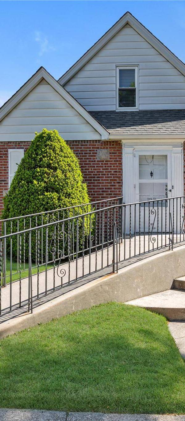 Casa com 3 Quartos à Venda em Flushing - Nova Iorque - EUA
