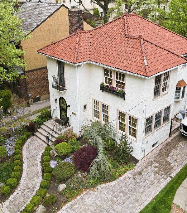 Casa com 3 Quartos à Venda em Flushing - Nova Iorque - EUA