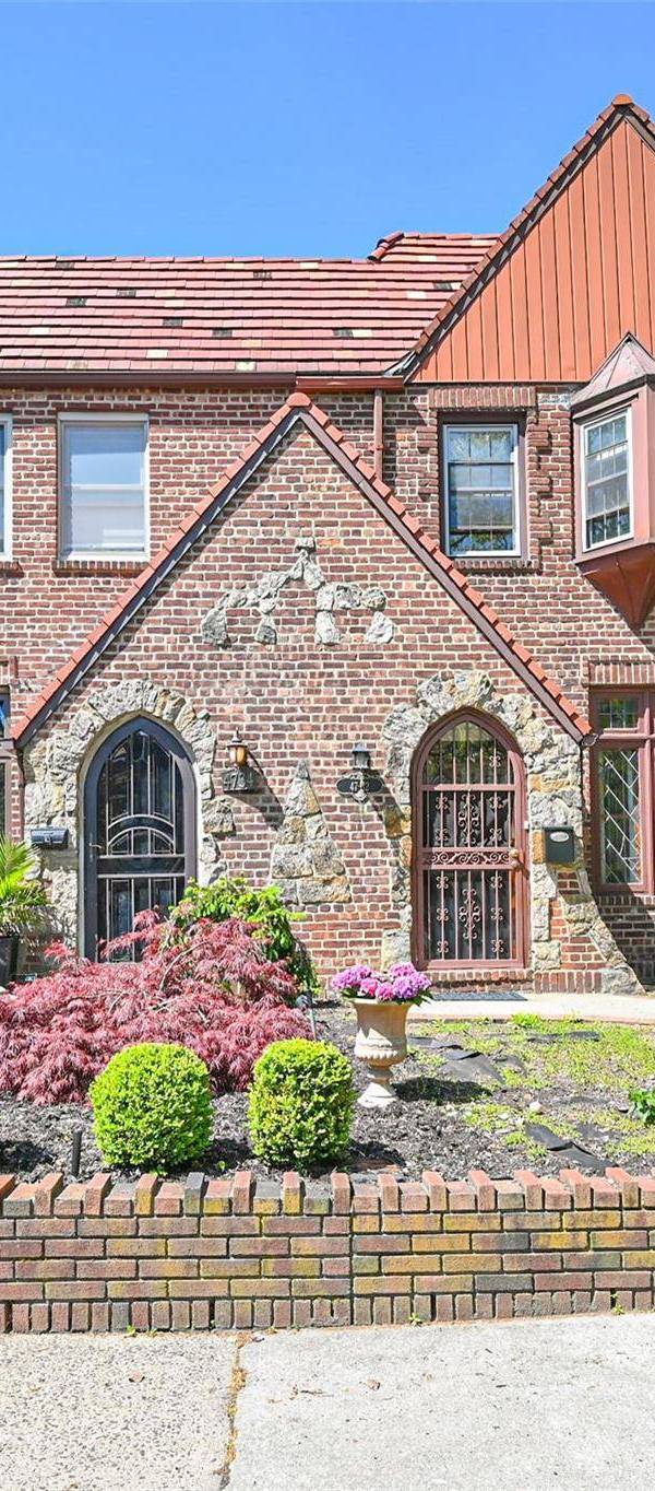 Casa com 3 Quartos à Venda em Flushing - Nova Iorque - EUA