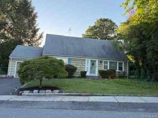 Casa com 3 Quartos à Venda em Glen Head - Nova Iorque - EUA