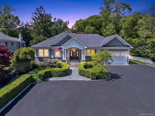 Casa com 3 Quartos à Venda em Glen Head - Nova Iorque - EUA