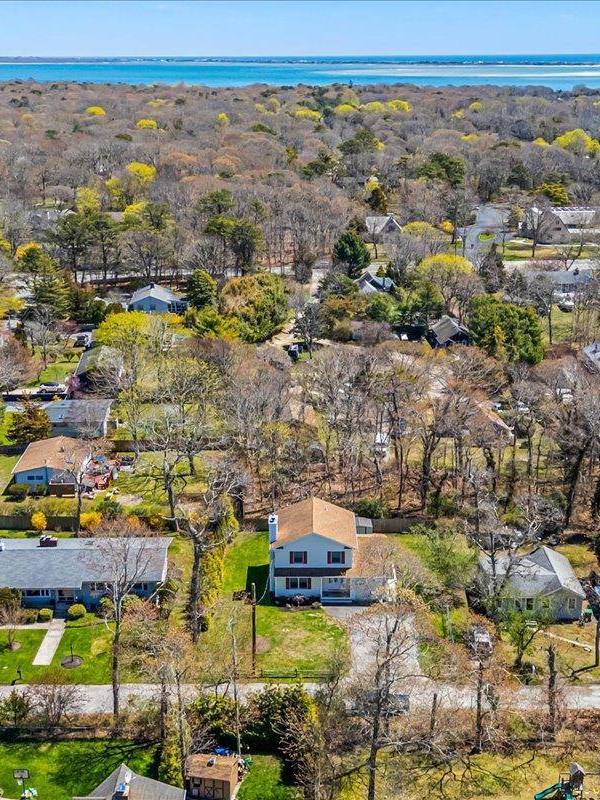 Casa de 3 Dormitorios en Venta en Hampton Bays - Nueva York - EE. UU.