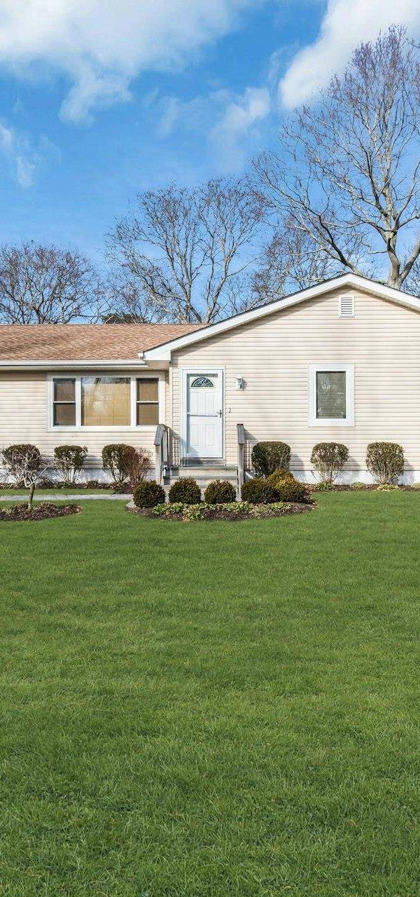 Casa de 3 Dormitorios en Venta en Hampton Bays - Nueva York - EE. UU.