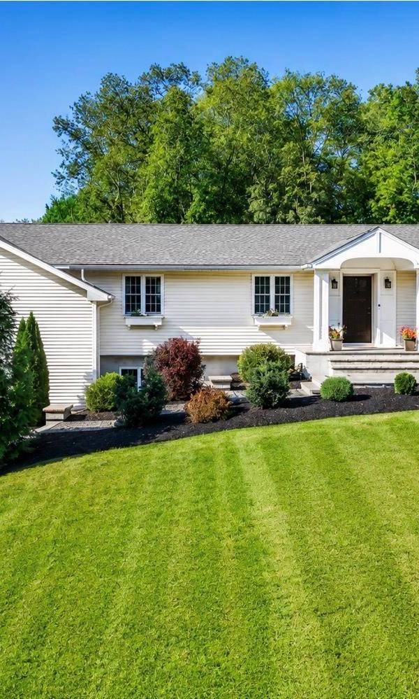 Casa com 3 Quartos à Venda em Hopewell Junction - Nova Iorque - EUA