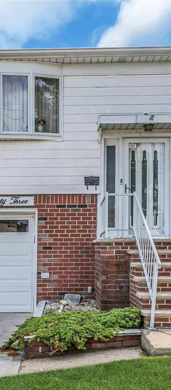 Casa com 3 Quartos à Venda em Howard Beach - Nova Iorque - EUA