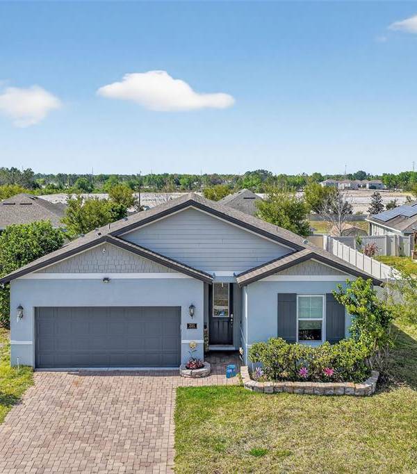 Casa de 3 Dormitorios en Venta en Howey In The Hills - Florida - EE. UU.