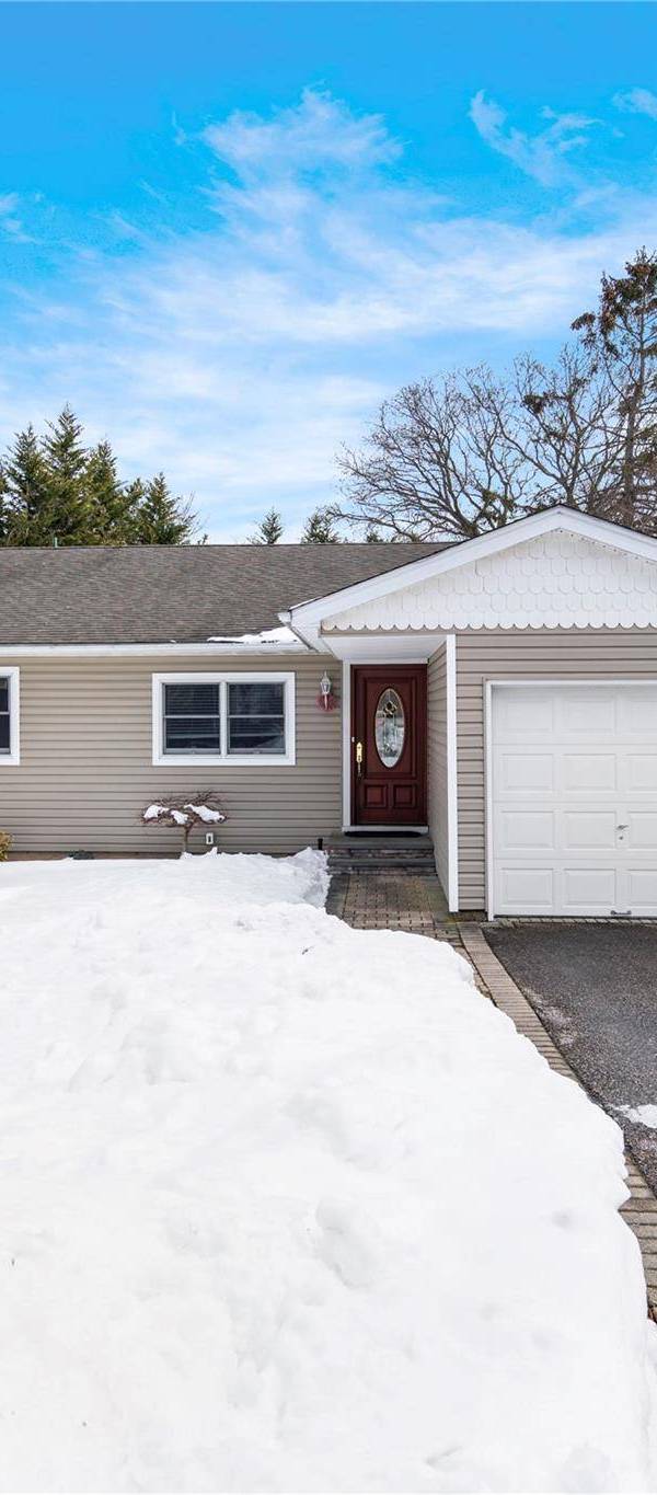 Casa de 3 Dormitorios en Venta en Huntington - Nueva York - EE. UU.