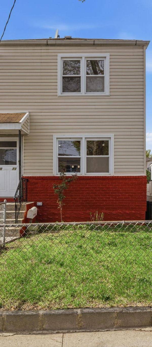 Casa com 3 Quartos à Venda em Jamaica - Nova Iorque - EUA