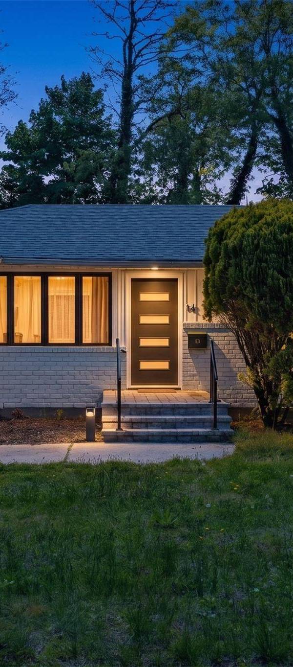 Casa de 3 Dormitorios en Venta en Kings Park - Nueva York - EE. UU.