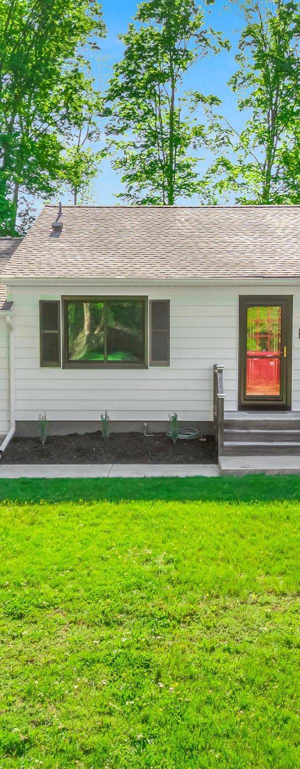 Casa de 3 Dormitorios en Venta en Lagrangeville - Nueva York - EE. UU.