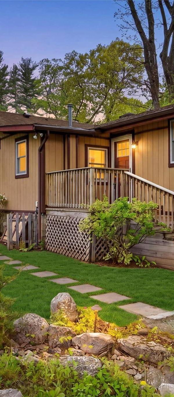 Casa de 3 Dormitorios en Venta en Mohegan Lake - Nueva York - EE. UU.